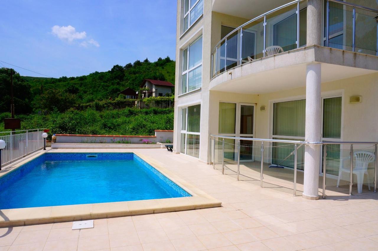 Апартамент Серена - Apartment Serena - Balchik Villa Zone 외부 사진